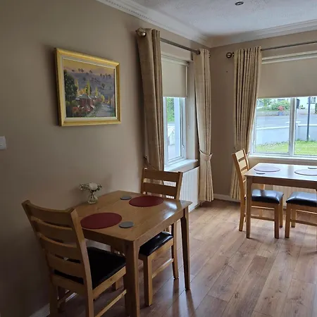 Lilac Manor Bed & Breakfast 3*